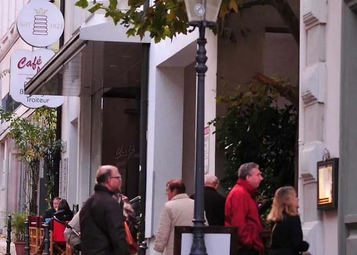 Landskrone Szálloda Bad Homburg vor der Höhe